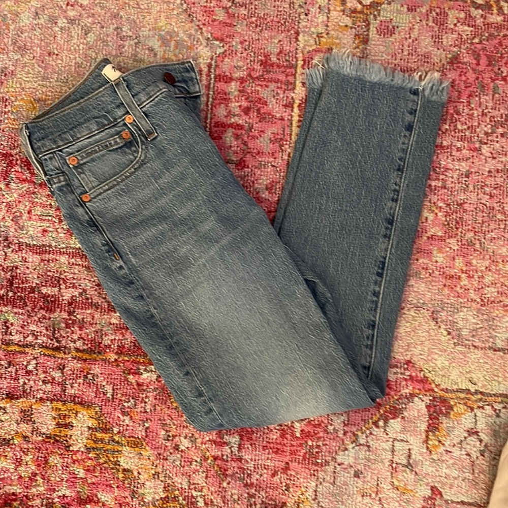 Madewell jeans. The perfect vintage pair. Size 24